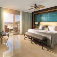 Superior Suite with Garden View