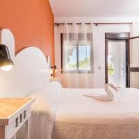 Double or Twin Room with Pool View