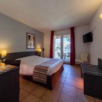 Double or Twin Room with Terrace