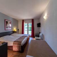 Triple Room with Terrace