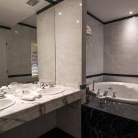 Feature Suite