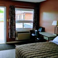 Deluxe Queen Room - Non Smoking 