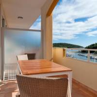 Apartment with Balcony (6 Adults) with Side Sea View