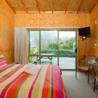 Deluxe Cabin with Ensuite (2 People)
