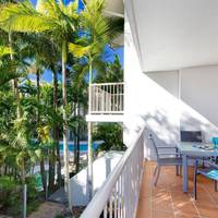 One-Bedroom Apartment Garden/Pool