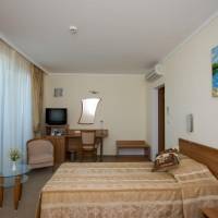 Queen Room with Sea View