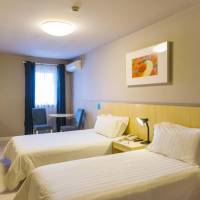 Standard Twin Room B