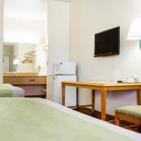 Deluxe Queen Room with Two Queen Beds - Non-Smoking