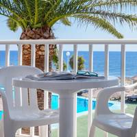 One-Bedroom Apartment with Sea View