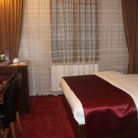 Deluxe Double or Twin Room with City View
