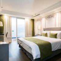 Deluxe Double Room Mountain view with Bath