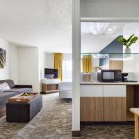 King Studio with Sofa Bed