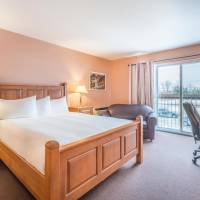 Business Queen Room