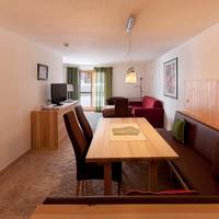 Deluxe Apartment (4 Adults)