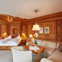 Corner Suite