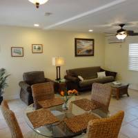 Deluxe Suite Unit 107
