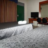 Queen & Single Twin Room