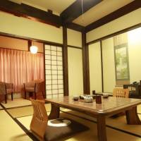 Japanese-Style Superior Triple Room with Private Bathroom