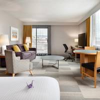 Coast Premium Queen Junior Suite