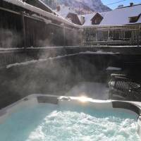 Superior Apartment with Sauna and Jacuzzi