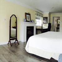 King Suite with Garden View