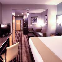 Deluxe King Suite