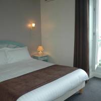 Standard Triple Room with Sea View