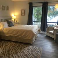 Queen Suite