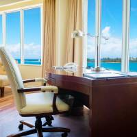 One-Bedroom King Suite with Ocean View