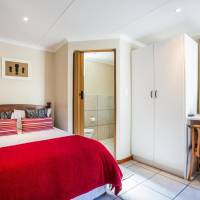 Single Room with Pool View