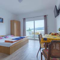 Studio with Balcony (2 Adults)