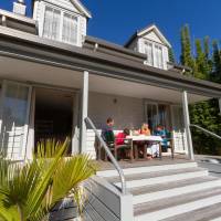Luxury One-Bedroom Cottage 