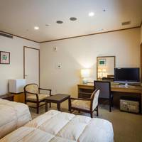 Twin Room - Non-Smoking