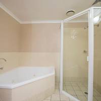 Executive Room with Spa Bath         