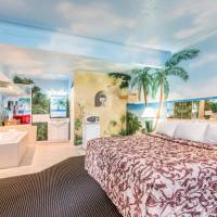 King Room with Two King Beds - Smoking