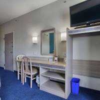 Deluxe Queen Room - Disability Access/Non-Smoking