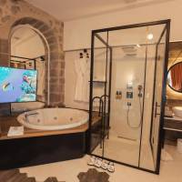 Deluxe queen Room with jacuzzi