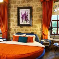 Queen Room with Garden View