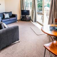 Platinum Suite