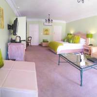 Suite - Luxury Poolside Mountain View 8