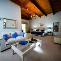 Suite- Standard Garden Manor 2