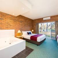 Double or Twin Room with Spa Bath