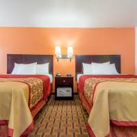 Queen Room with Two Queen Beds - Smoking