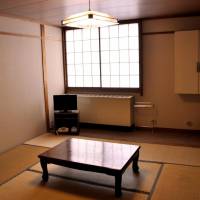 Twin Room with Shared Toilet