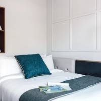 Single Room - Deco