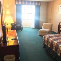 1 Queen Bed Non-Smoking
