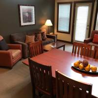 Two-Bedroom Suite with Mountain View