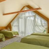 Sixtuple Room