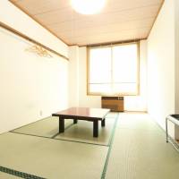 Japanese-Style Triple Room with Shared Bathroom