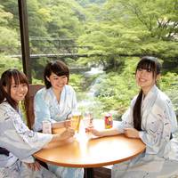 Twin Room with River View and Crab Dinner Included